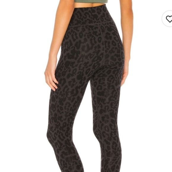 LNA Revolve Leopard Leggings XS
High Rise Gray Black - Picture 5 of 5